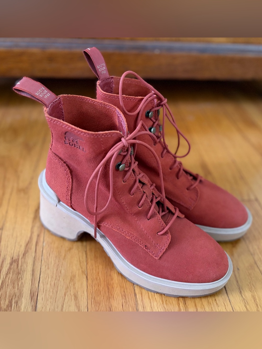 Sorel HiLine Heel Lace-Up Waterproof Suede Boots Outdoors Sporty Gorpcore Sz 7.5